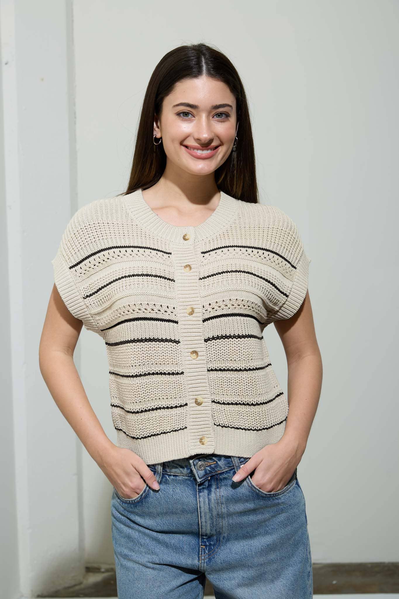 MULTI-STRIPE SHORT SLEEVE BUTTON DOWN CARDIGAN: CREAM
